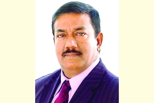 রাজনৈতিক উপদেষ্টার চেয়ারেঃ কবির বিন আনোয়ার