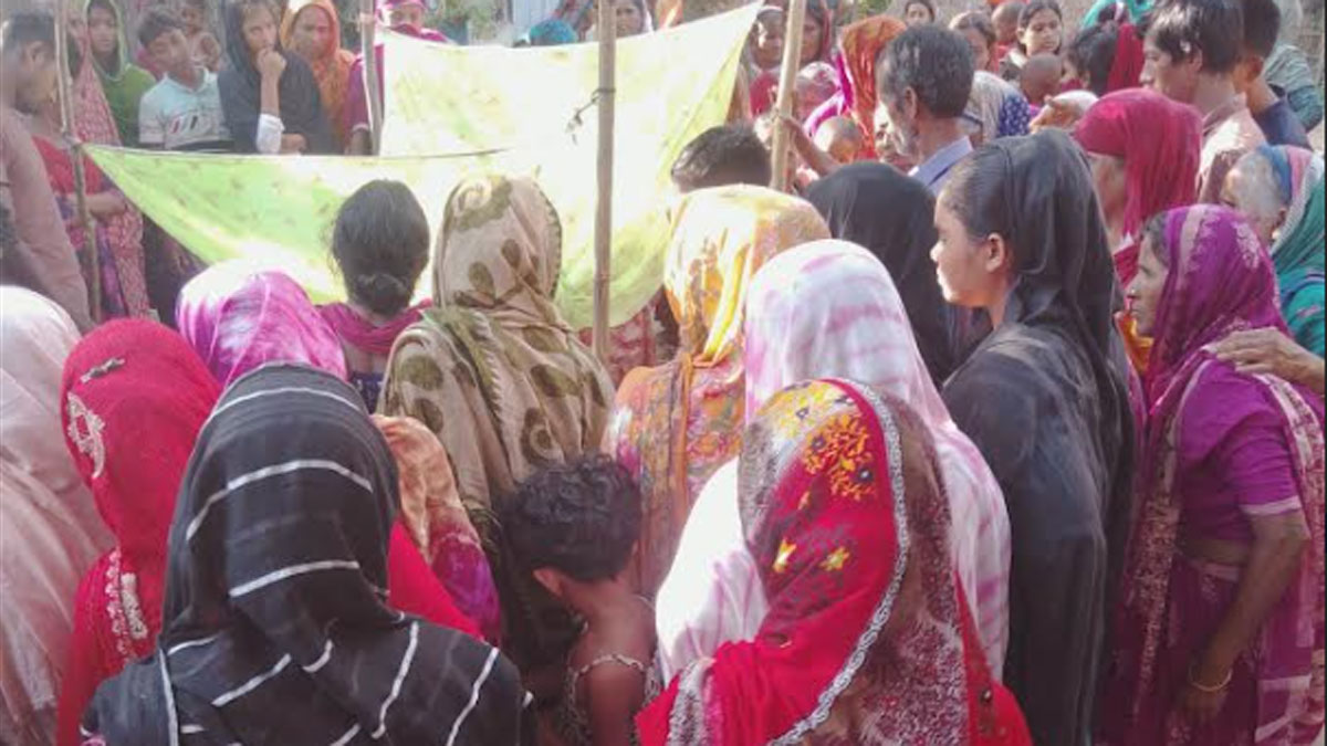 পরিত্যক্ত ডোবার পানিতে ডুবে প্রাণ গেল মামা-ভাগ্নী