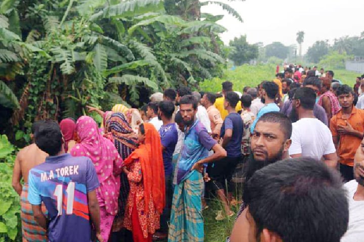 মাদরাসাছাত্রের নিখোঁজের পরদিন ড্রেনে মিলল মরদেহ