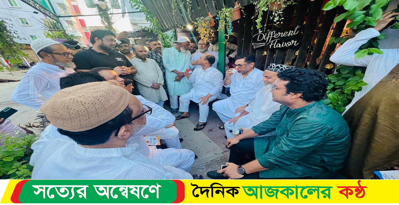 জিনজিরায় সোহাগের মাটির ভাঁড়ের চা পান করতে এলেন বিদ্যুৎ প্রতিমন্ত্রী