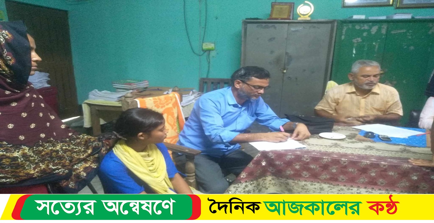 রাঙ্গাবালী‌তে স্কু‌লে বজ্রপাত এক শিক্ষক সহ আহত ১৩