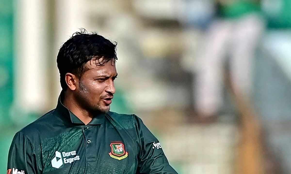 সাকিবের খেলা-না খেলা নিয়ে মাথাব্যথা নেই ভারতীয় কোচের