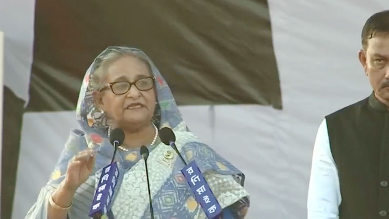 প্রয়োজনে বাবার মতো বুকের রক্ত দিতেও আমি প্রস্তুত : প্রধানমন্ত্রী