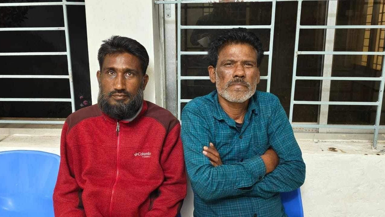 ময়মনসিংহে বাসচাপায় ৭ জন নিহতের ঘটনায় চালক-সুপারভাইজার শেরপুরে আটক