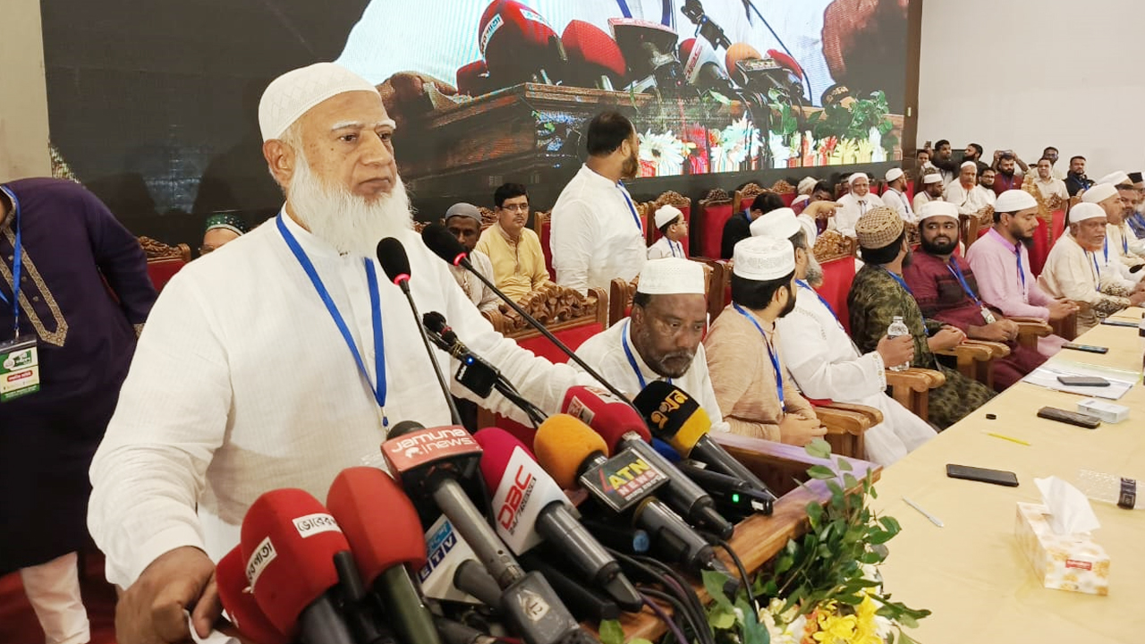 ‘রাষ্ট্র পরিচালনার দায়িত্ব পেলে সেবকের পরিচয় দেবে জামায়াত’