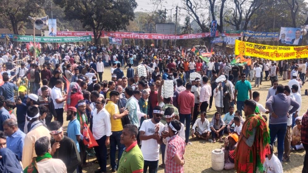 ময়মনসিংহে তারেক রহমানের জনসভায় মানুষের ঢল